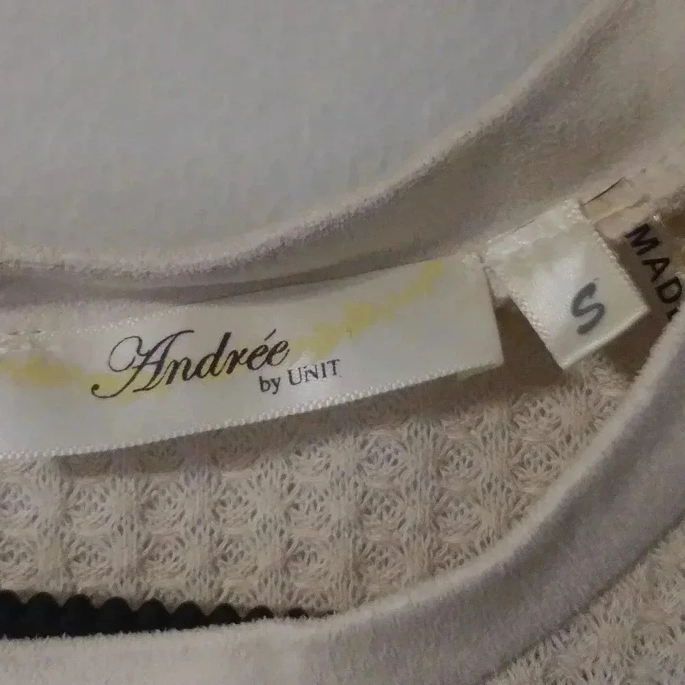 Andree by Unit Beige Knit Sweater - Picture 3 of 5